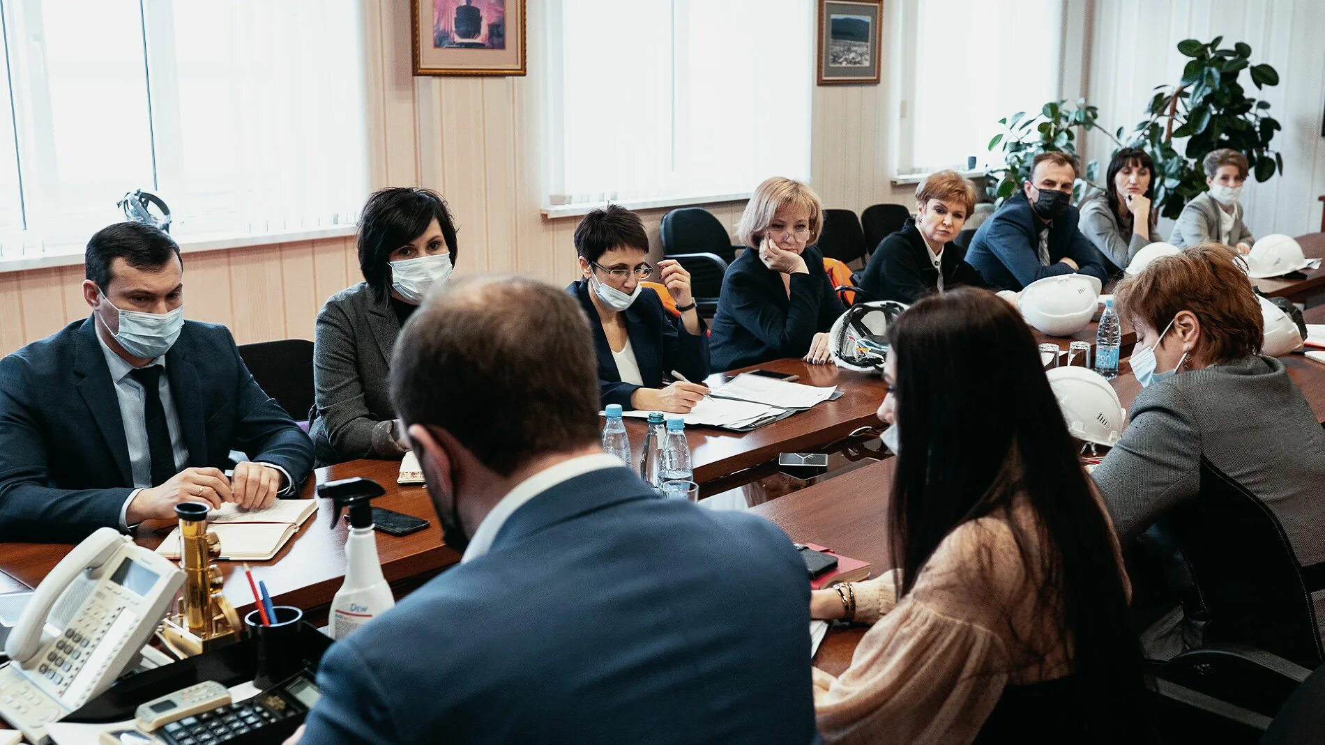 Встреча мин. Новосталь-м абинск. краснодар минобр холопик. директор завода новосталь м абинск. зенгер краснодар министерство образования.