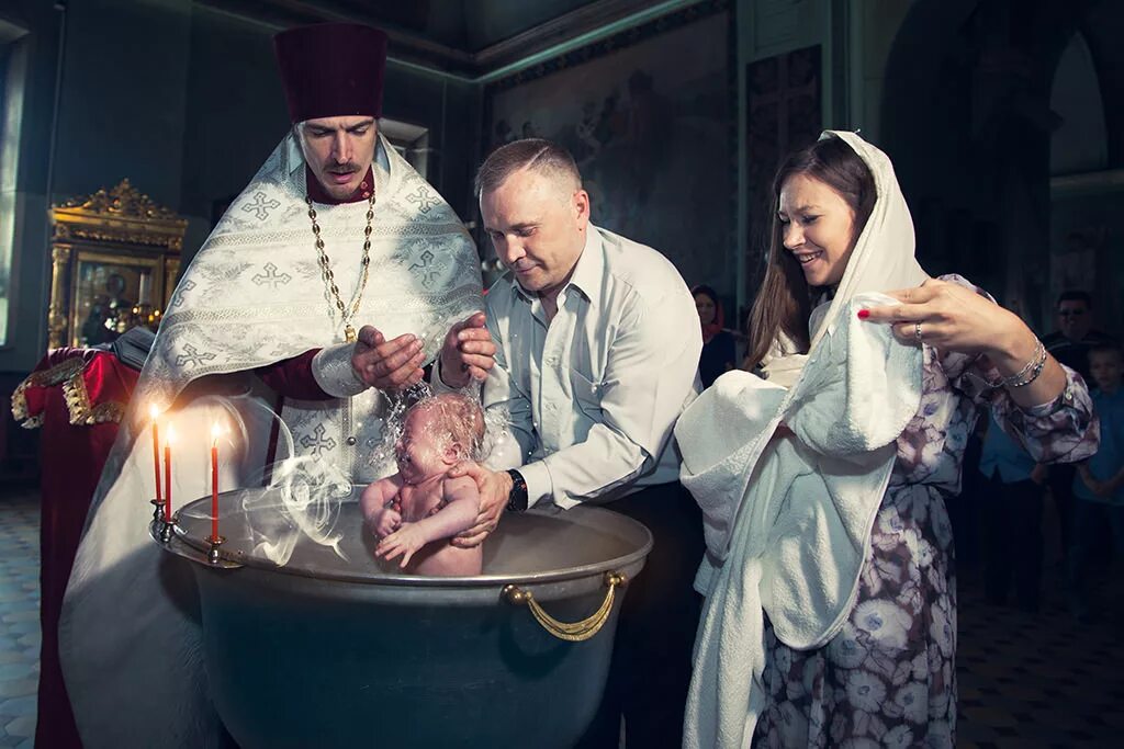 Кем является крестный