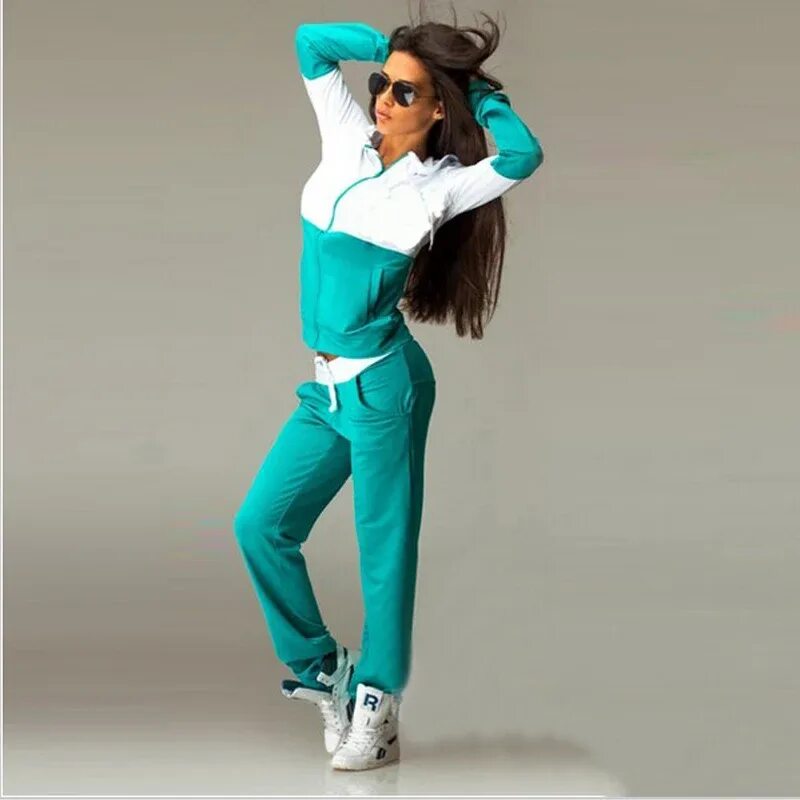 Спортивный костюм женский на молнии с капюшоном. Спортивный костюм Sportswear Tracksuits 2 piece Sets. Женщинский спортивный костюм. Девушка в спортивном костюме. Спортивный костюм женский модный.