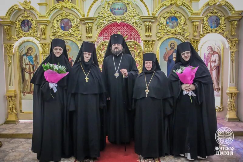 Покровский монастырь матрона. Покровский ставропигиальный монастырь. Ставропигиальный монастырь матроны московской. Какой монастырь покровском. Собор воскресения словущего.