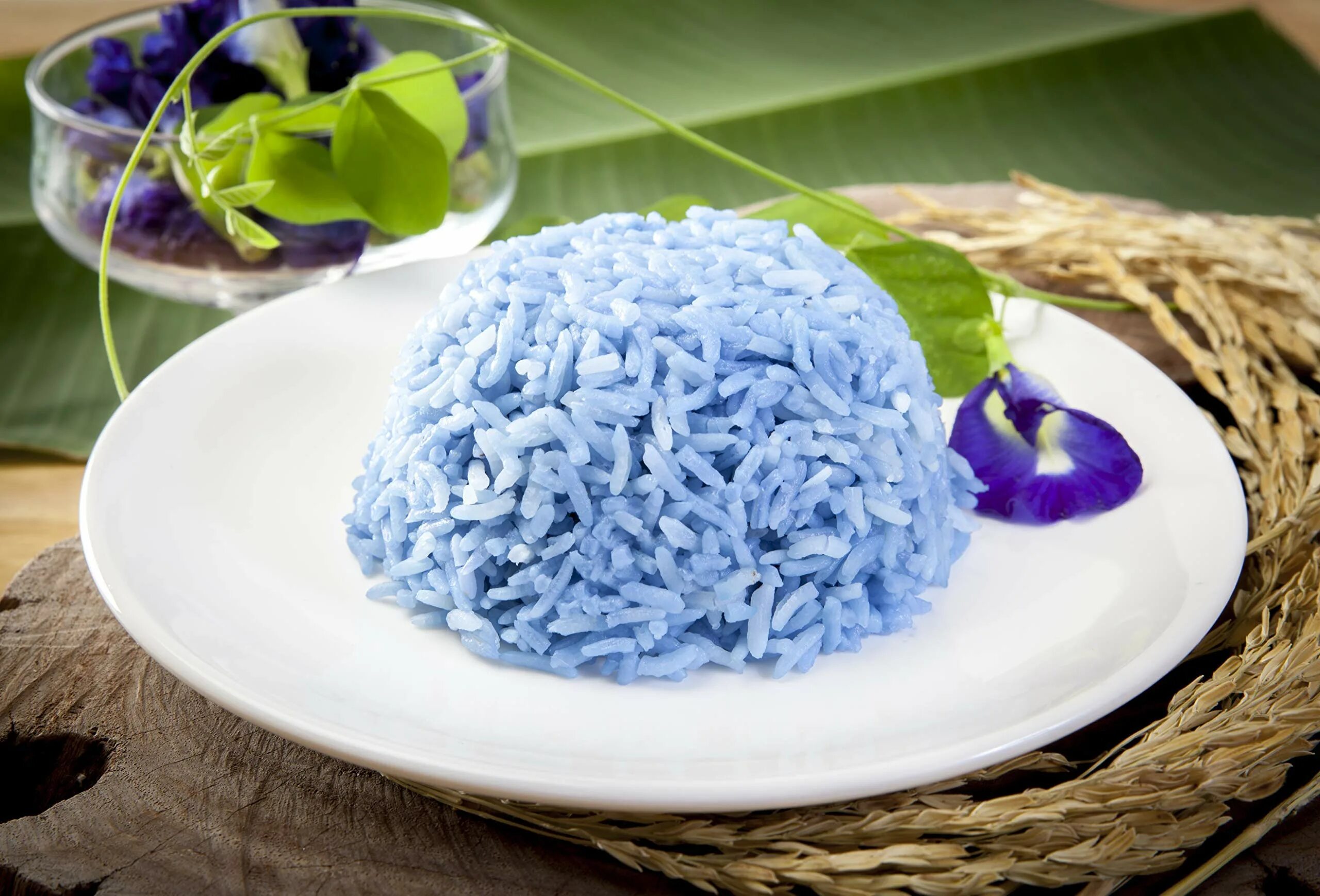 Blue rice. Рис с синей этикеткой. Рис в синих коробках. Рис Блу из рамблвранц. Blue Peas.