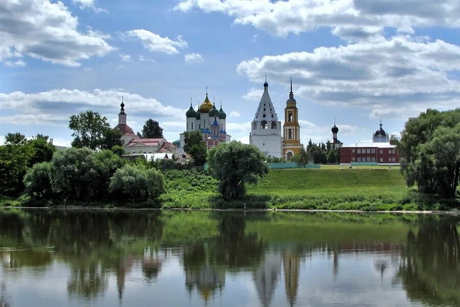 Коломенка коломна. Коломна город в подмосковье. Крепость в коломне. Река коломенка в коломне. Коломенка коломна.