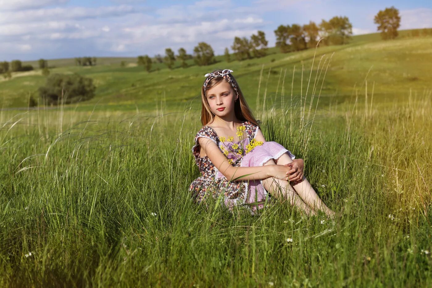 Девочка в деревне. Лето в деревне. Деревенские девчонки. Фотосессия в деревне. В деревне летом 18