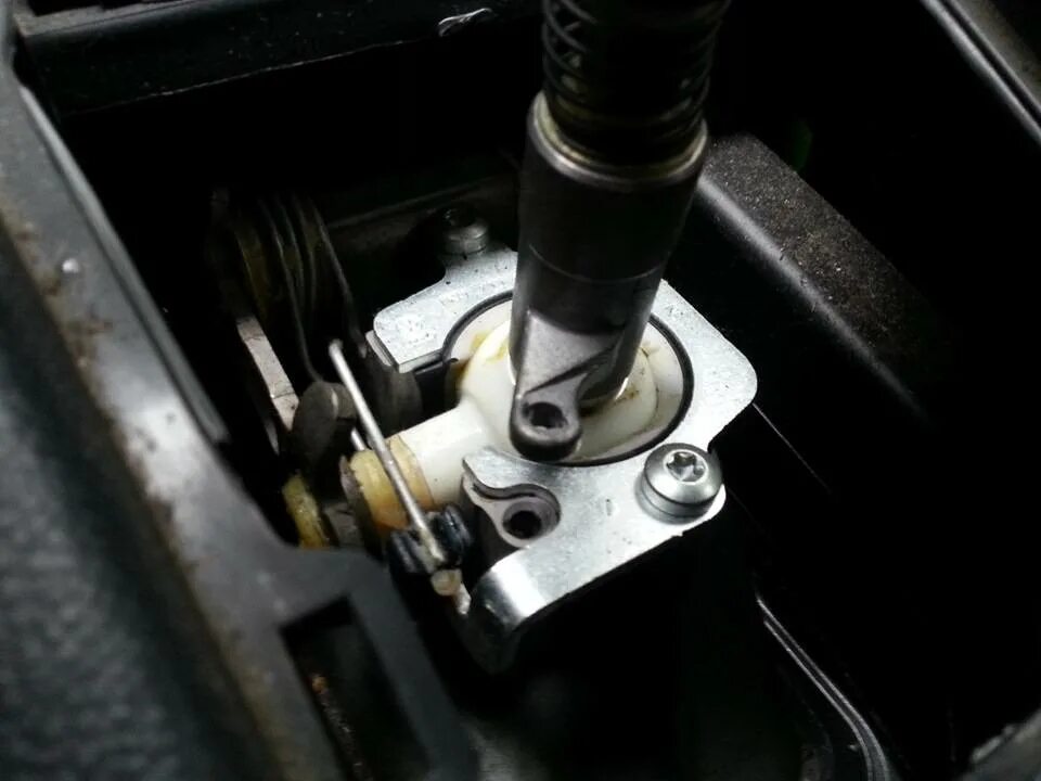 Кулиса кпп регулировка. Кулиса кпп zs 190. кулиса кпп разбор sx4. кулиса sg5 prova. кулиса jac n350.