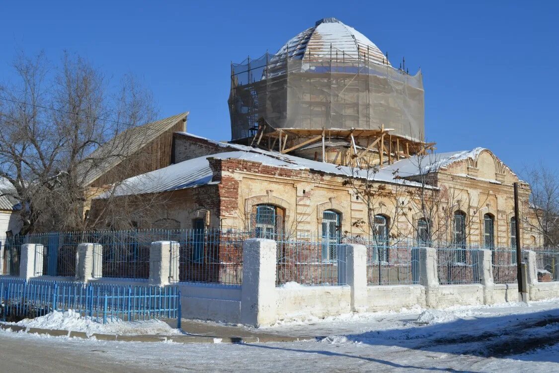 Церковь святой богородицы татары разграбили. Введенская Церковь Астрахань. Храм введения Пресвятой Богородицы Астрахань. Введенская Церковь Пенза. Введенский храм Старица Солодники.