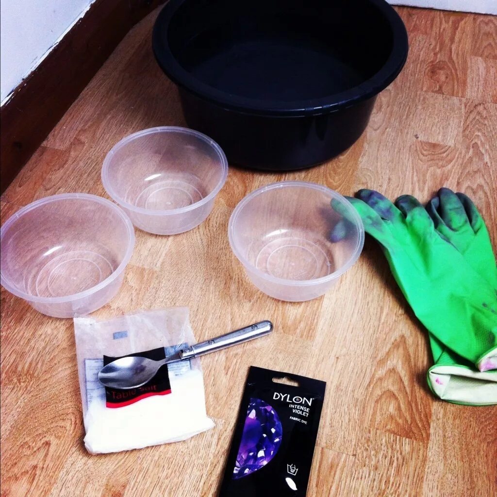 Чем покрасить ткань в черный цвет. Окрашивание ткани в домашних условиях. Покрасить платье в черный цвет. Dyeing clothes. Чем покрасить ткань в черный цвет.