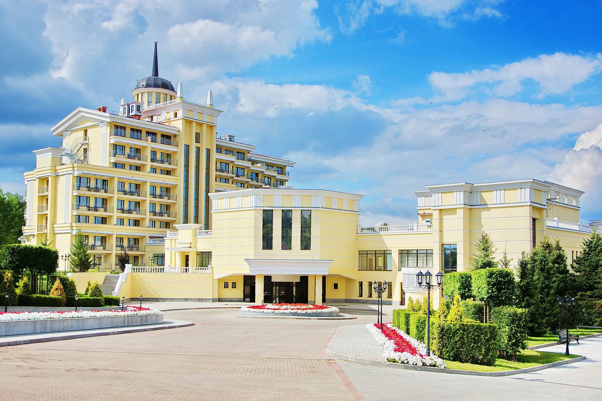 Отель m’Istra’l Hotel & Spa. Гостиница Мистраль Истра. «Mistral» / «Мистраль» Hotel & Spa. Mistral Hotel Spa Подмосковье. Сайт отеля мистраль