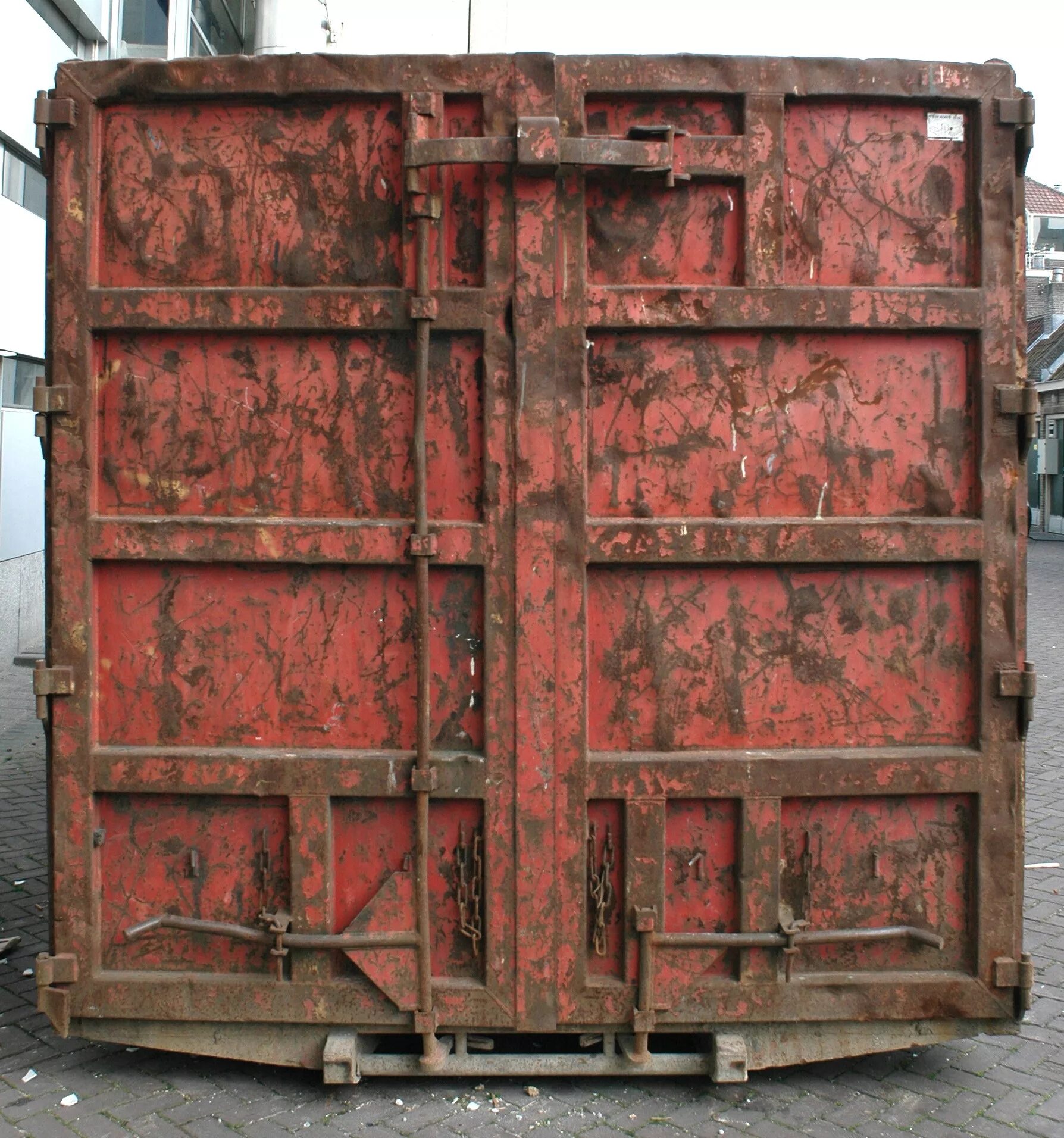 Shipping container rust