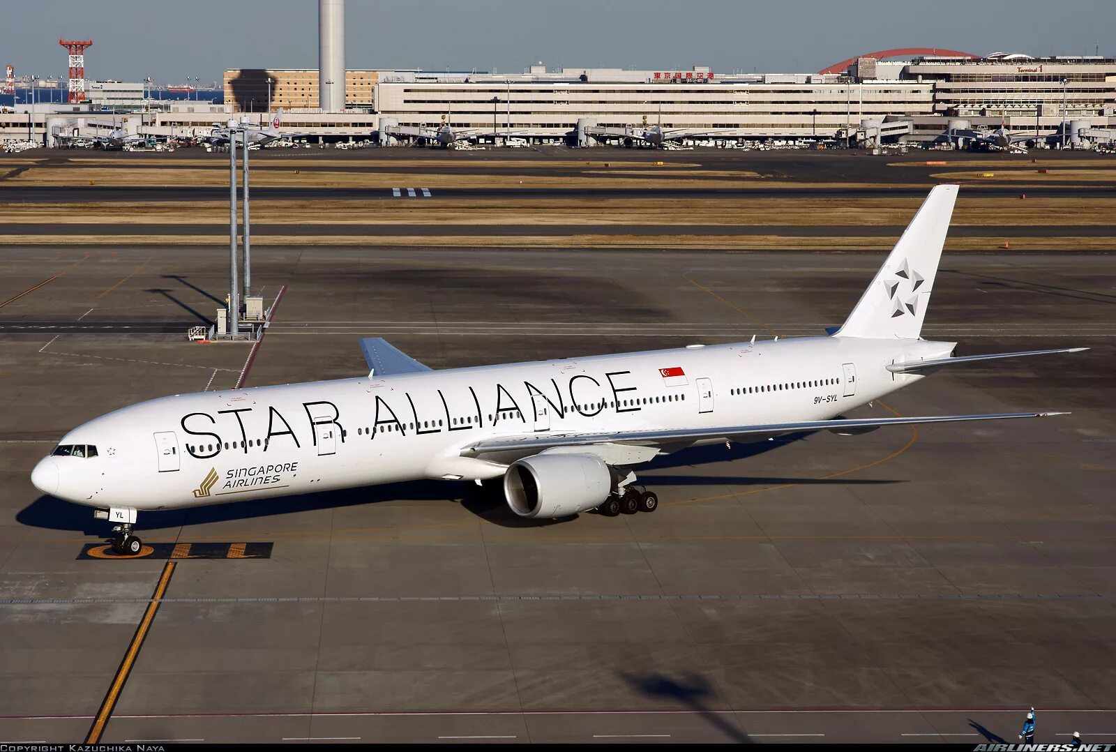 В 777 southwind. Southwind airlines 777-300er. Боинг 777 300 southwind. 777 300 southwind. Boeing 777-300 southwind.