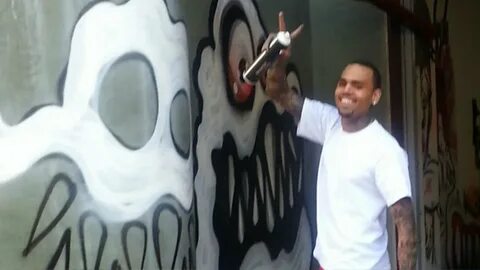 Chris brown wall to wall