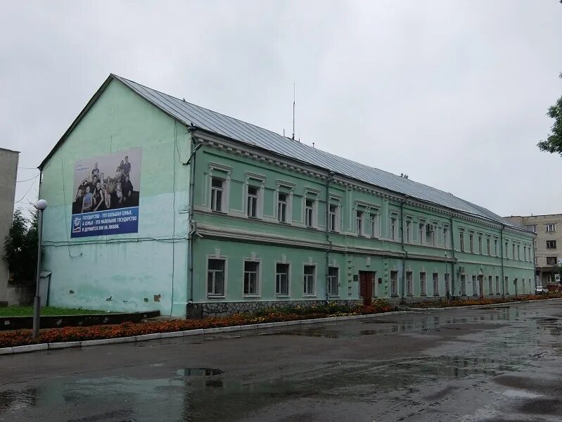Велижское гетто. Автовокзал велиж. Ольша-велиж-усвяты-невель. Автобус велиж петербург. Мемориал велиж.