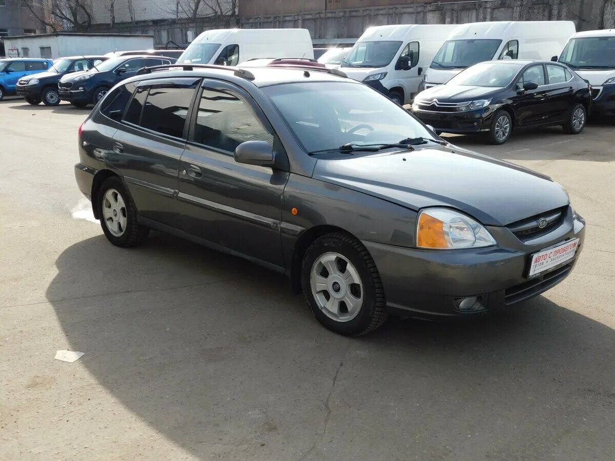 Киа рио 2003 универсал. Kia Rio 2003. Kia Rio 2003 универсал. Kia Rio универсал 2003 колонки. Киа Рио 2003 серый.