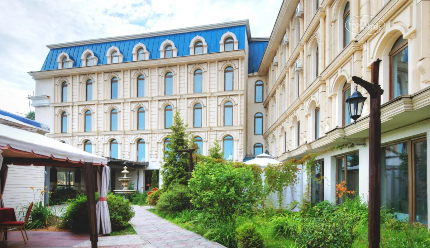 Village park hotel spa 4. Внуково вилладж картмазово. Внуково виладж картмазово. Гостевой дом vnukovo village 4. Внуково вилладж парк отель.