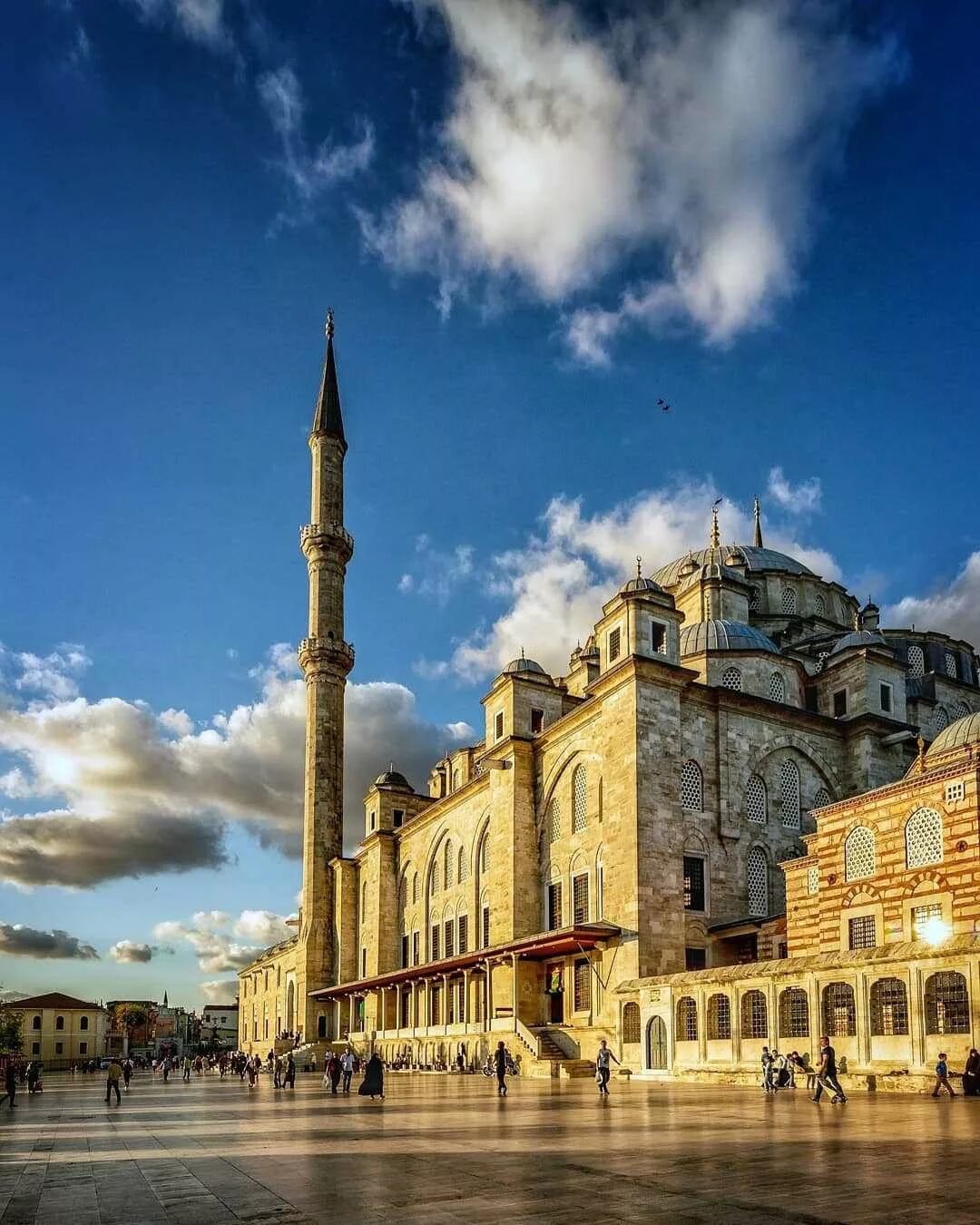 Фатих Стамбул. Мечеть Фатих в Стамбуле. Мечеть Camii Стамбул.