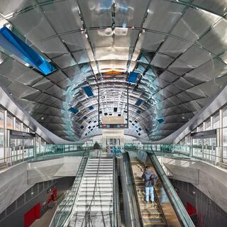 Metro center station