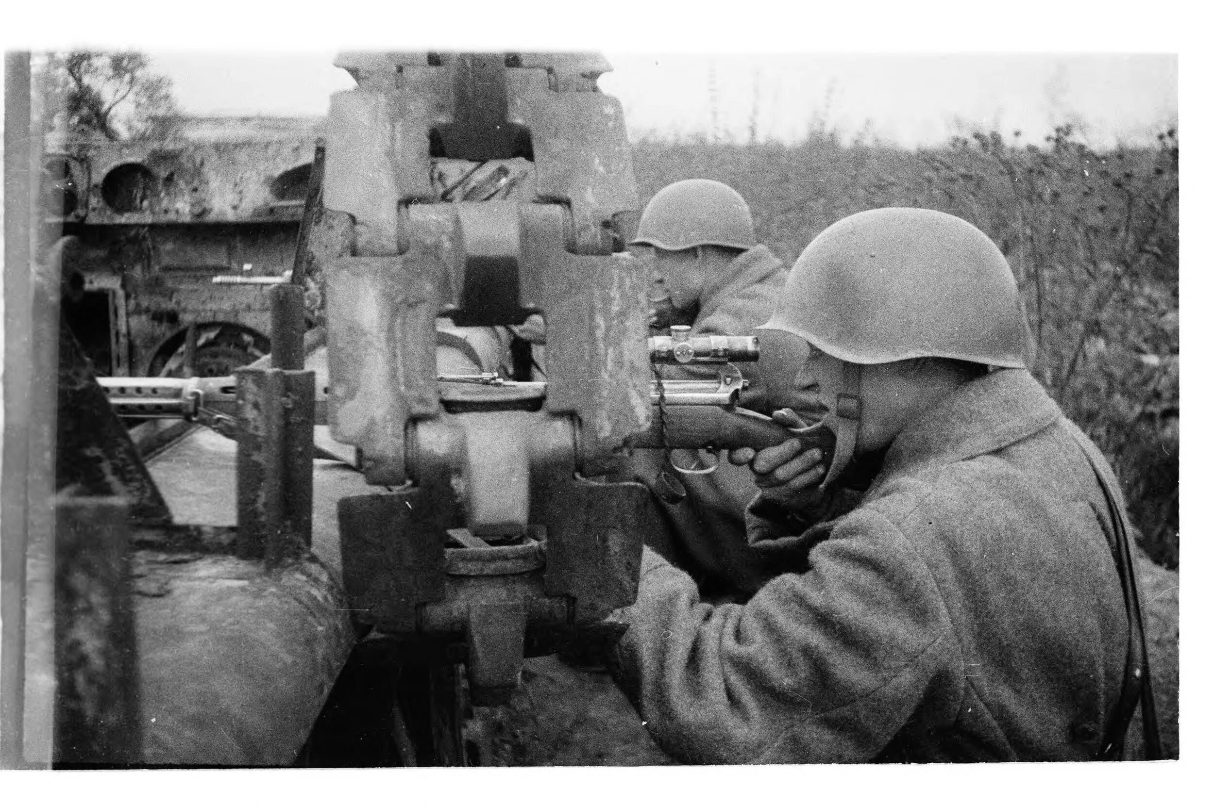 Корректировщик. Свт-40 снайпер ВОВ. Свт-40 фото ВОВ. Снайпер на фронте. Война 1943 Снайперы.