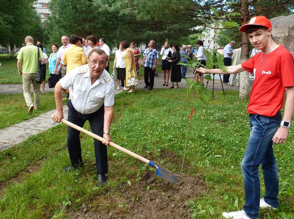 Волонтеры ржд. Волонтерство РЖД. Добровольцы РЖД. Корпоративный волонтер РЖД. Добровольцы волонтеры РЖД.