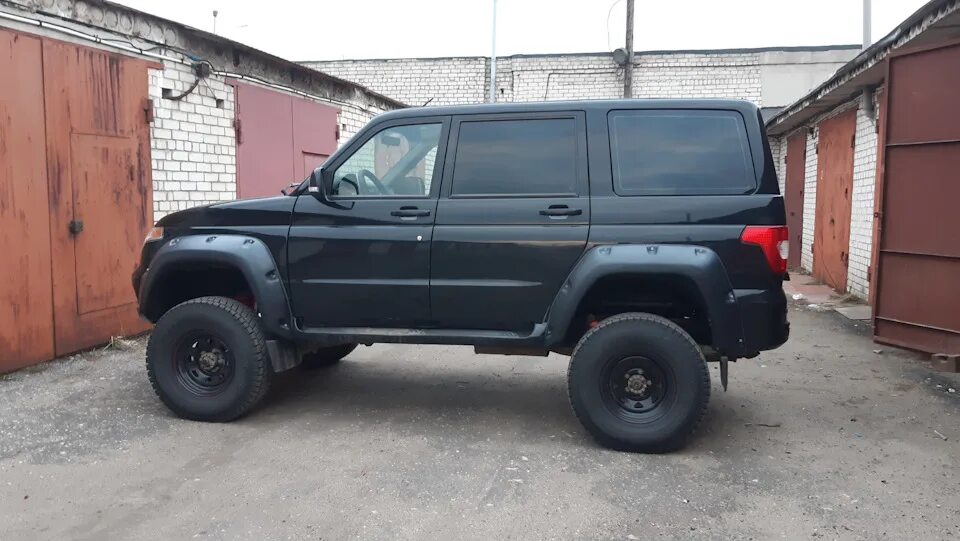 Уаз 3115 зеленый. 235/75 r16 на уаз хантер. Уаз 31514 хаки. Уаз хантер 2010 года. 245/75 r16 на уаз хантер.