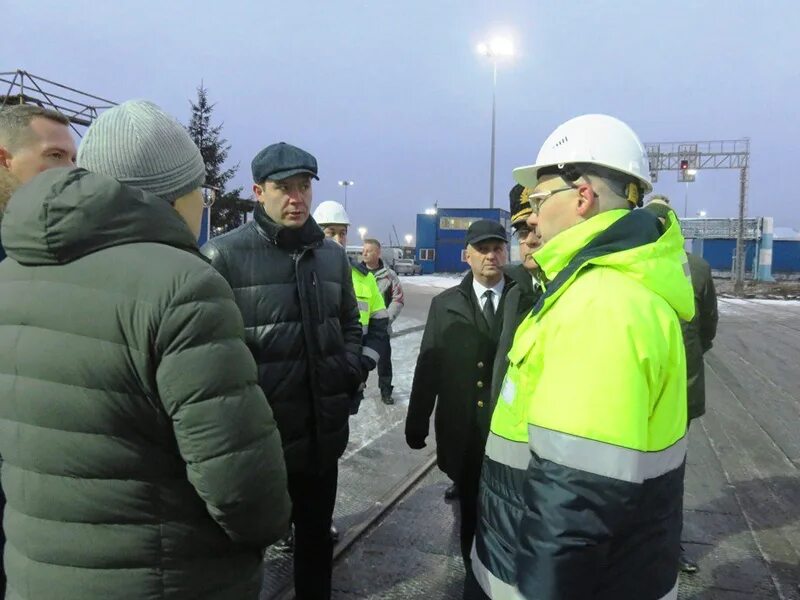 Новости усть-луга сегодня. Погода в усть луге сегодня. Погода в усть луге сегодня. Морской порт усть луга. Юникс усть луга.