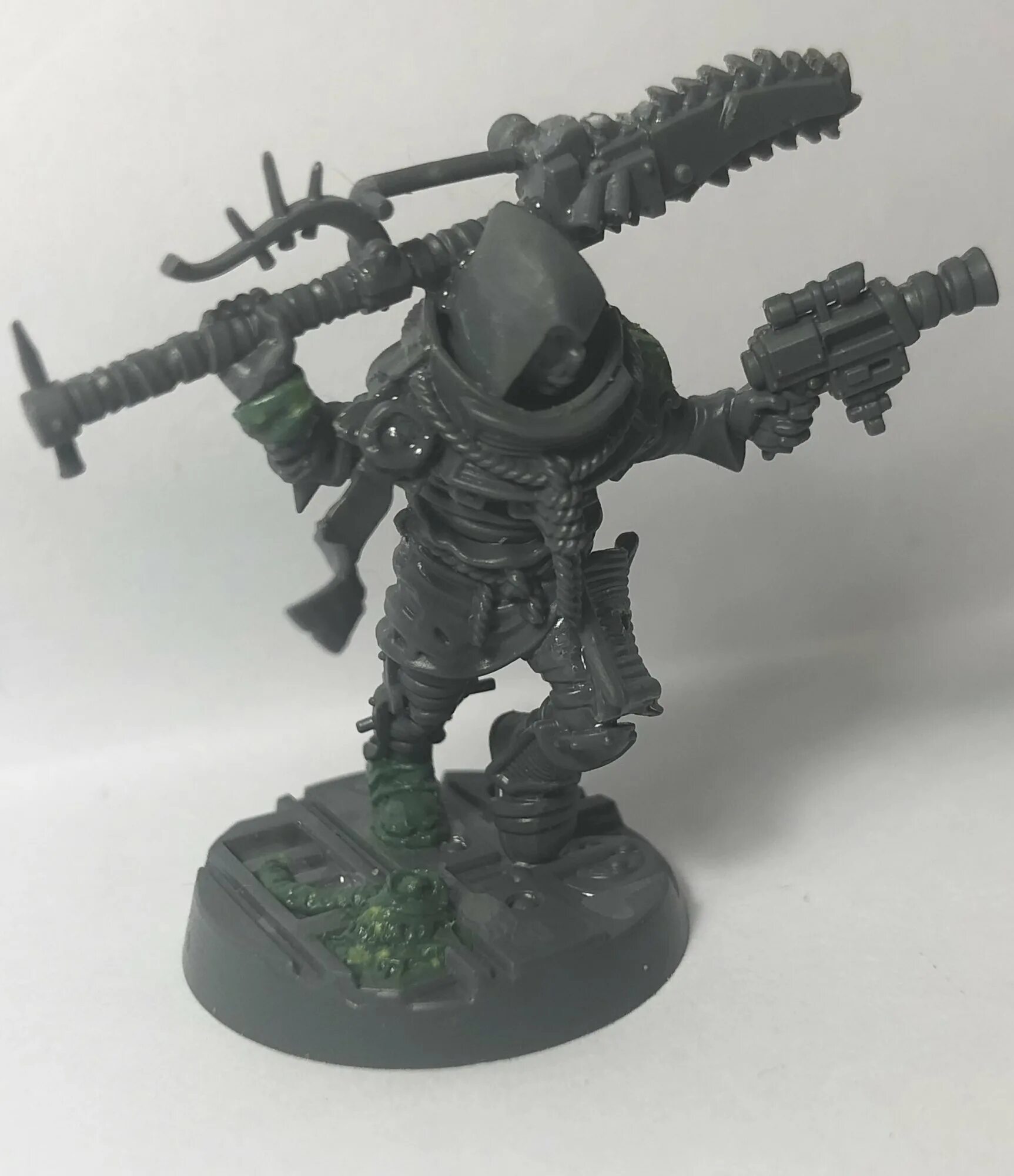 Ganger baster car. Некромунда Cawdor. Cawdor gang Necromunda. Long Rifle Некромунда. Hive Preacher Cawdor.