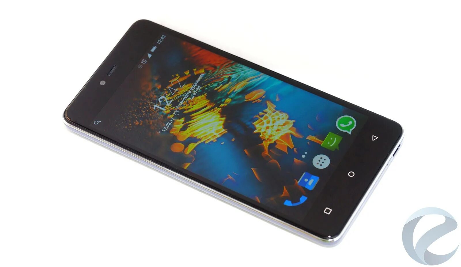 Bq element. Bq 5032 element. 46612627 bq 5032 element lte gold. bq элемент. телефон bq 6645l element.