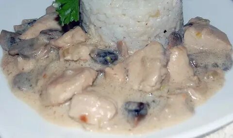 Подлива куриная грудка с грибами