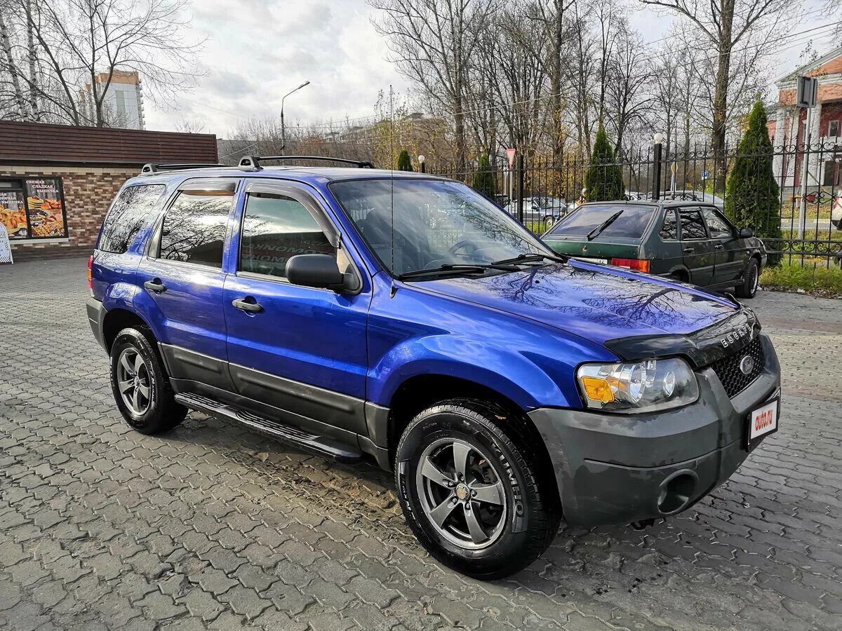 3 автомат. 3 автомат. Ford escape 2005. Форд эскейп 2004 г. Форд эскейп 2005.