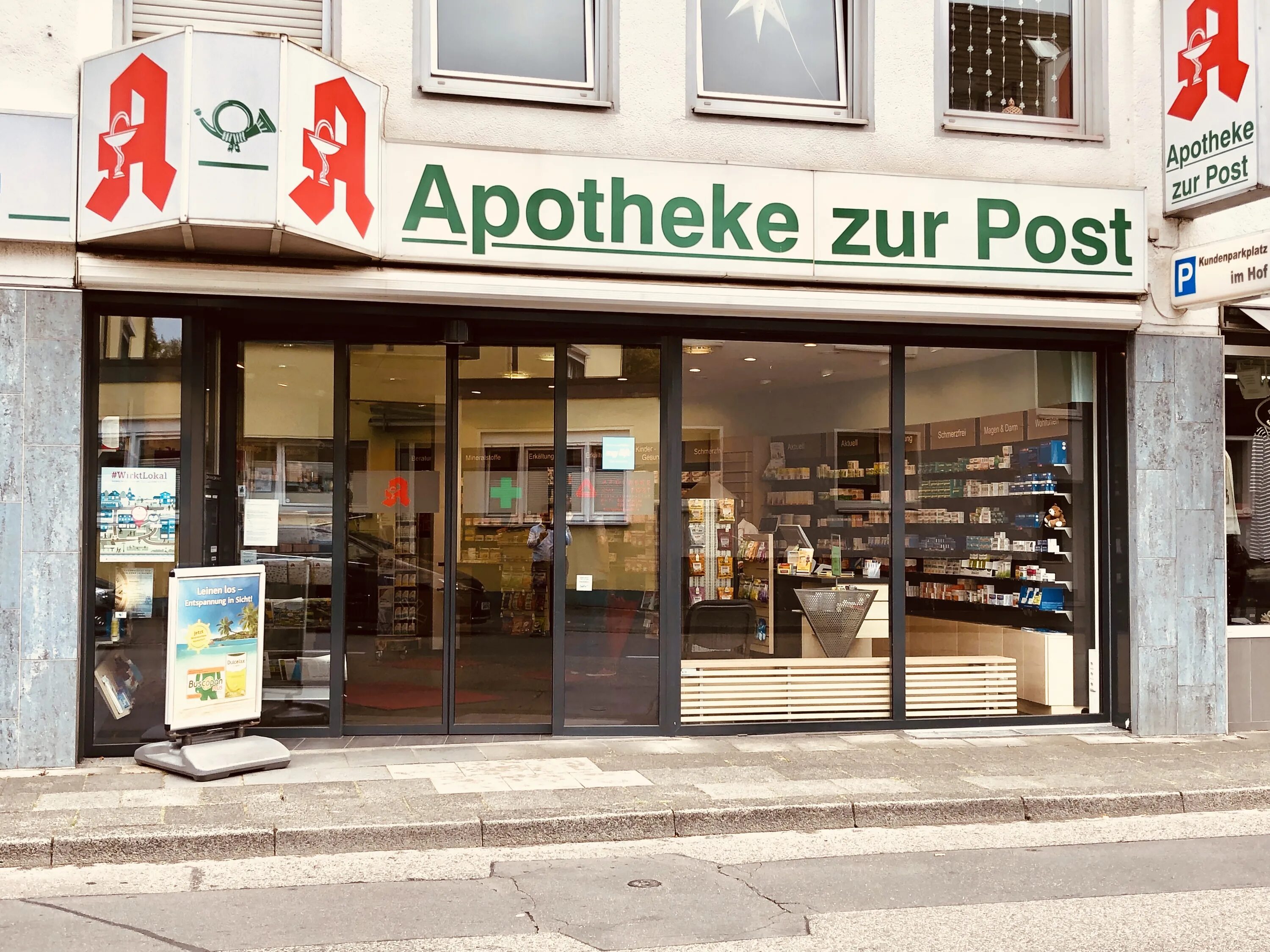 Аптека в Германии. Apotheke аптека. Германские аптеки снаружи. Название аптек в Германии. Аптека германия купить