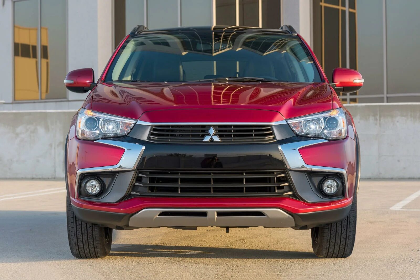 Купить mitsubishi в россии. Митсубиси Аутлендер спорт 2017. Mitsubishi ASX 2021. Митсубиси кроссовер 2020. Mitsubishi Outlander Sport 2022.