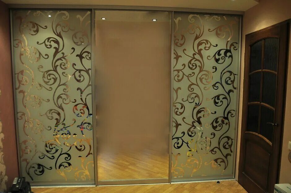 Шкаф-купе"оптима"зеркало 2шт+пескоструй. Пескоструйка металла очисткой от старой краски,. Пескоструй тула. Пескоструйная очистка закладных деталей. Шкаф купе с пескоструйным рис.