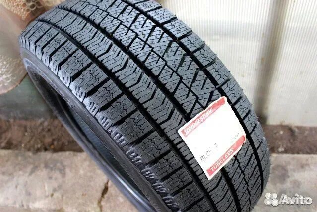 Bridgestone 245/40/18 s 93 vrx. Липучка бриджстоун близак vrx. Бу резина зима 215 65 16 бриджстоун близак рево 2. Bridgestone blizzak vrx 195/65 r15. Blizzak vrx 205/60 r16 92s.