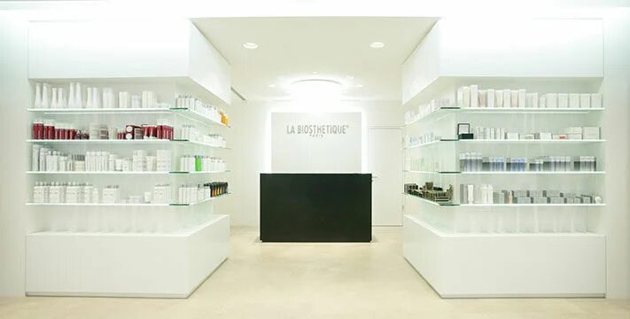 Биоэстетик мурманск сайт. La Biosthetique салон. La Biosthetique Paris. Ла Биостетик Ульяновск. Косметика для салона la.