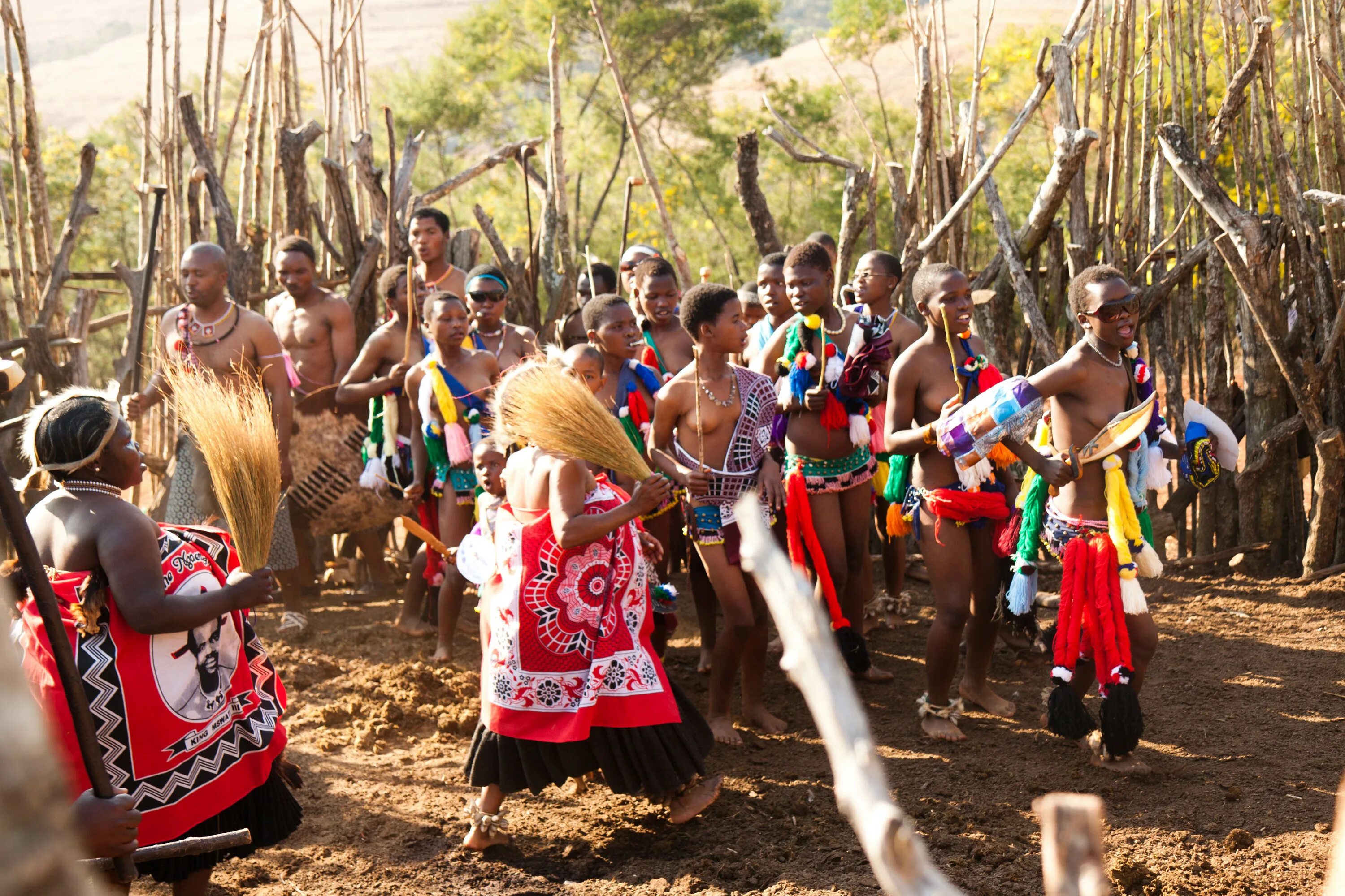 Zulu tribe. Эсватини Свазиленд. Королевство Эсватини. Королевство Свазиленд. Королевство в Африке Свазиленд.