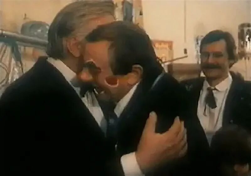 Любимец публики размахивающий мулетой. К\ф любимец публики. Любимец публики размахивающий мулетой. Любимец публики размахивающий мулетой. Любимец публики размахивающий мулетой.