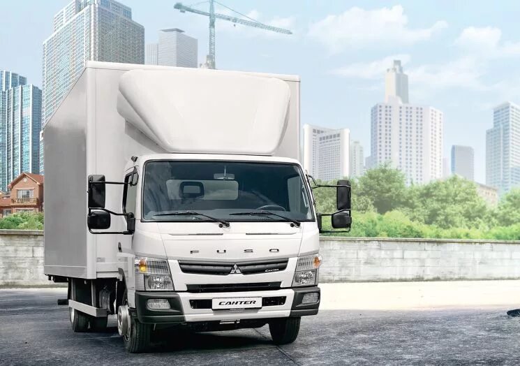 Грузовик mitsubishi fuso canter. Грузовик mitsubishi fuso canter. Фусо кантер фото. Mitsubishi fuso canter 2020. Фусо кантер фото.