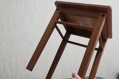 Падающие стулья