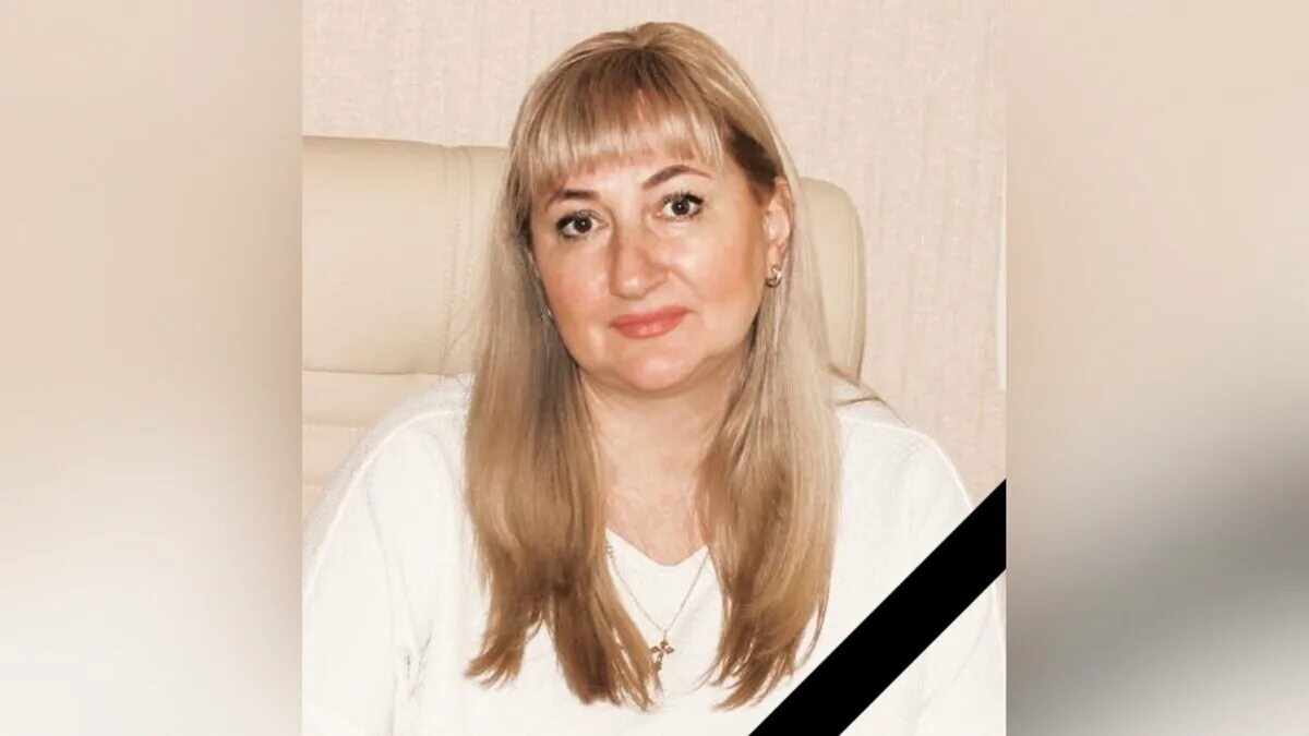 Умерла директор 61 школы. Директор школы 9 Саратов.