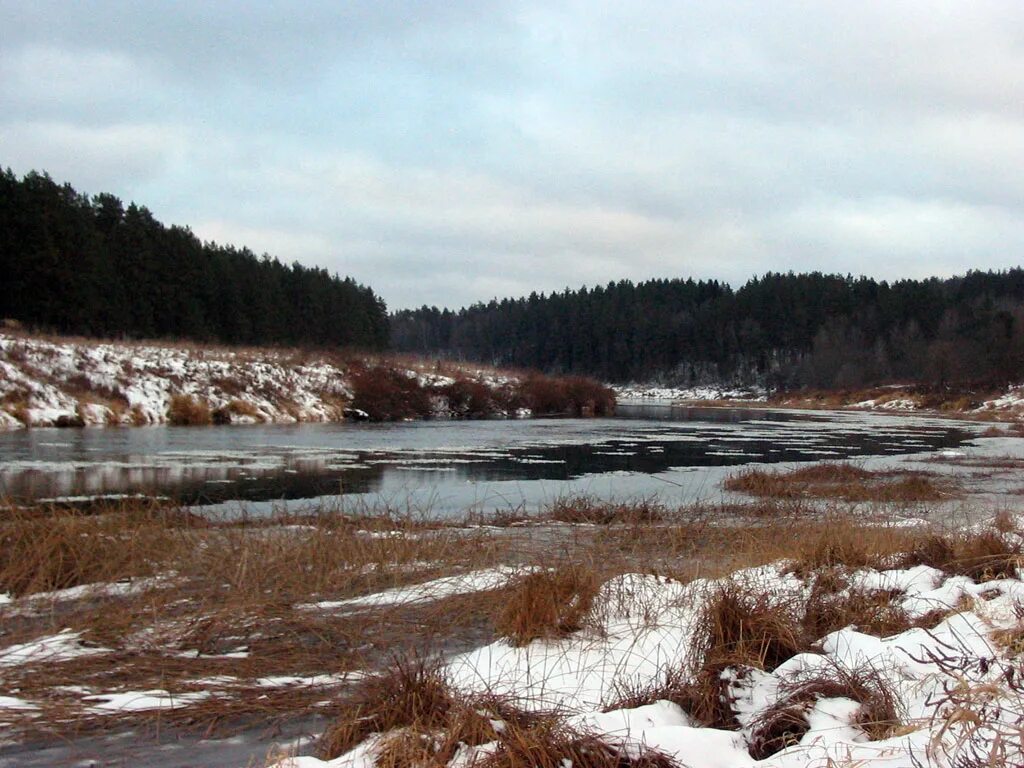 Два разных пейзажа. Как угра изменяется в разные времена года. Евгений александрович никонов фотограф. Как угра изменяется в разные времена года. Оптиной пустыни реки жиздры.