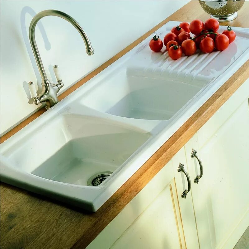 Большая кухонная мойка. Villeroy&Boch Double Bowl Sink. Керамическая мойка. Керамическая раковина для кухни. Керамическая мойка для кухни.