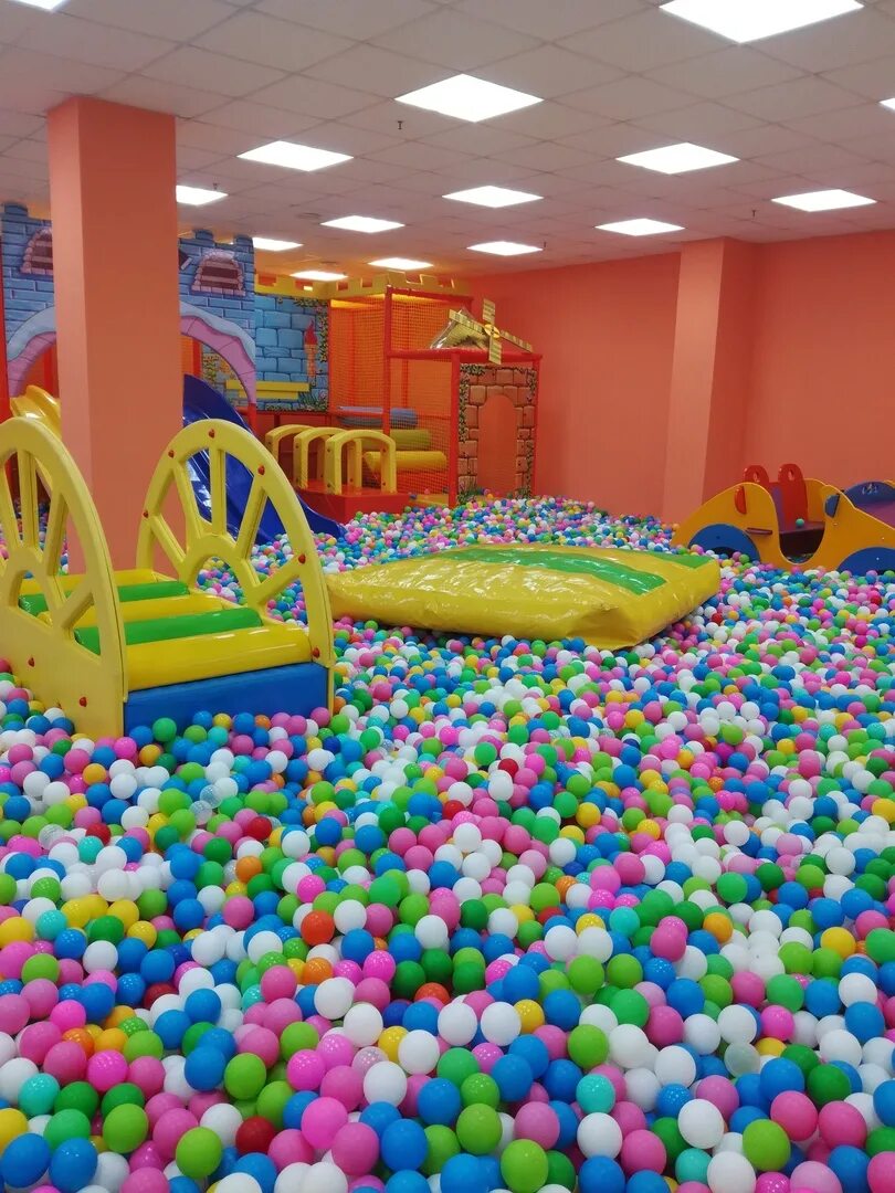 Детский развлекательный центр антошка гусь хрустальный. Тц радуга гусь-хрустальный. Антошка гусь хрустальный. Антошка гусь хрустальный. Антошка гусь хрустальный.