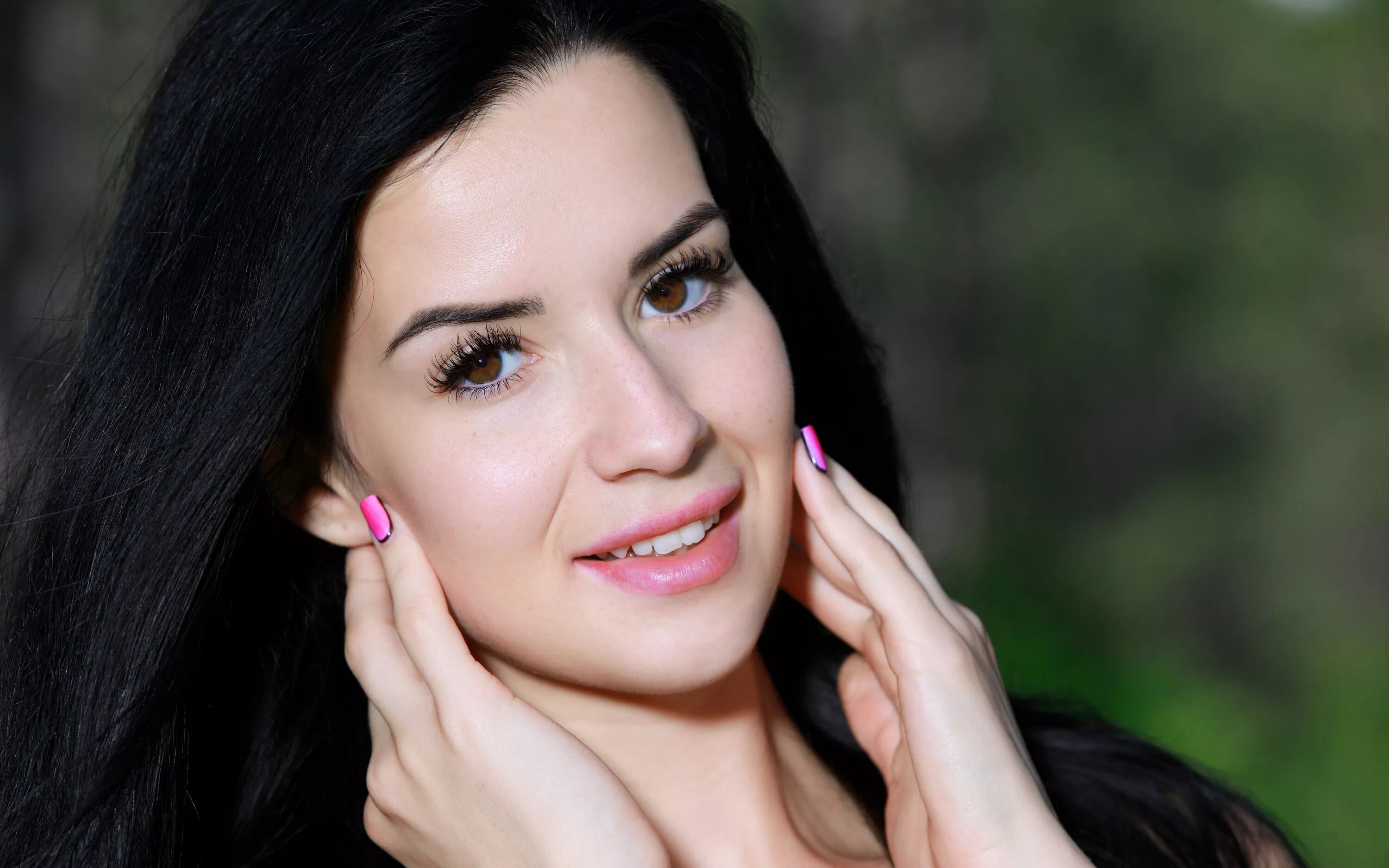 Девушка с темными волосами. Красивые девушки с черными волосами. Анастасия попова режиссер. Девушки с черными волосами и карими глазами. Девушка с черными глазами.