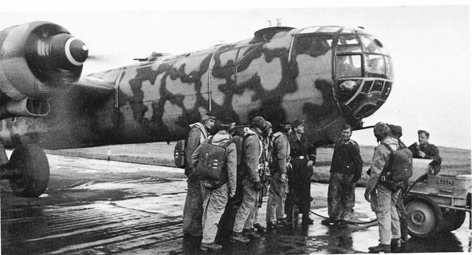 He 177 a 3. Хейнкель he-177 грайф. хенкель 177. хейнкель 177 гриф. бомбардировщик хе 177.