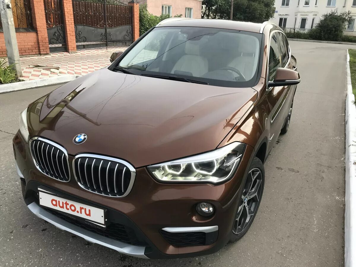 БМВ x1 коричневый. BMW x1 коричневый 2013. БМВ х1 коричневый металлик. BMW x1 f48 коричневый. Коричневый 1 1 20 август 2021