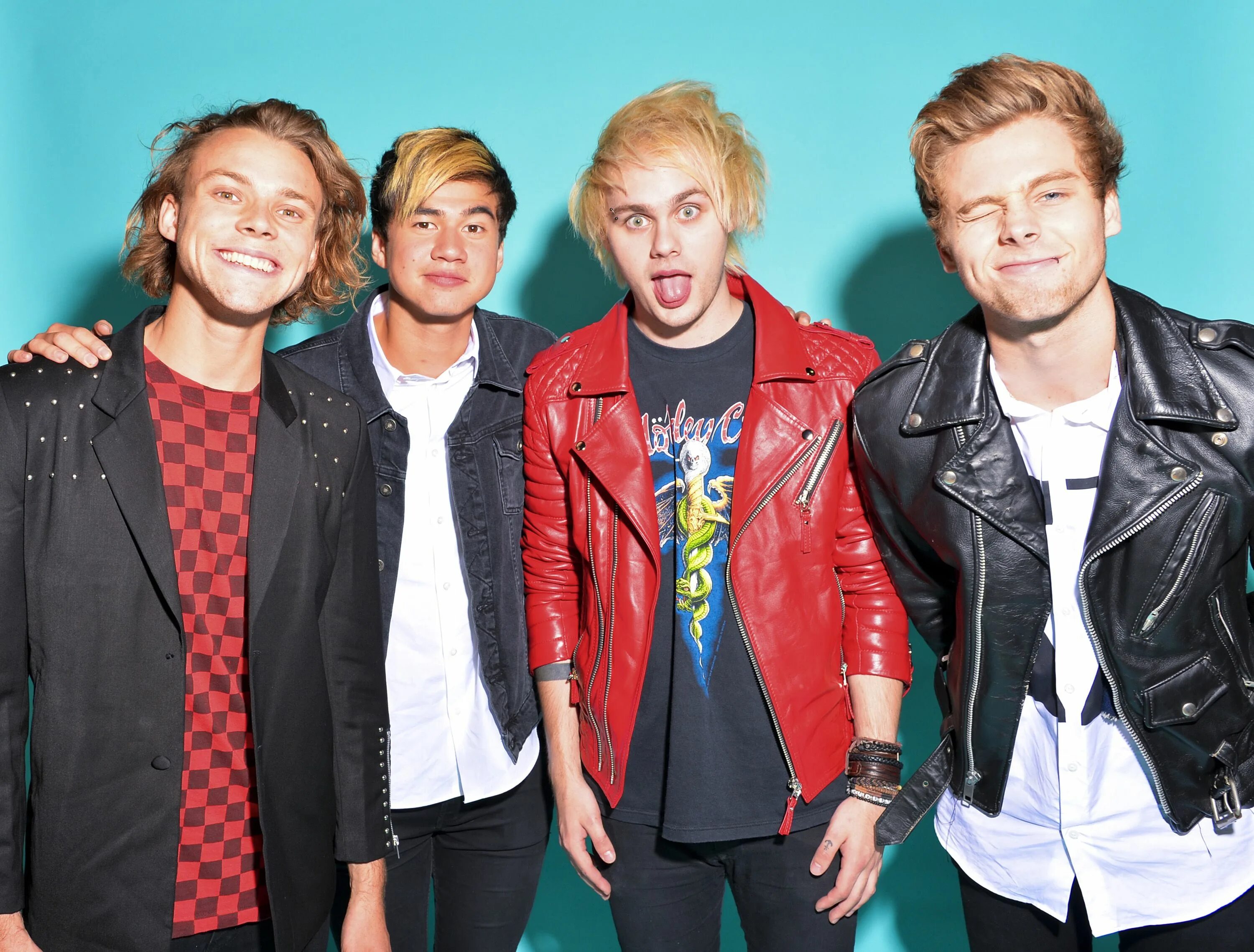 5 Seconds of Summer. Группа 5 seconds of Summer малышами. Группа НБН. 5 Seconds of Summer Awards. Sounds good feels good