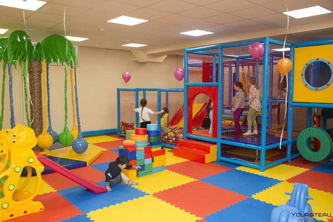 Какая игровая комната. Игровая комната. Оборудование для игровой комнаты для детей. Детская игровая комната. Инвентарь для детской игровой комнаты.