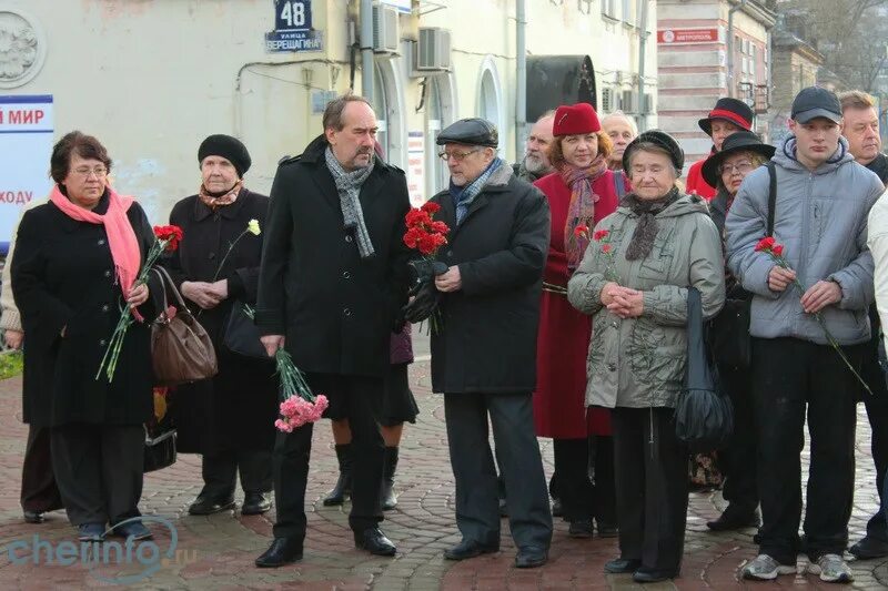 Прогноз верещагино пермский край. Погода в Верещагино. Погода в Верещагино на 3. Погода в Верещагино на 10. В памятник у 121 школы Верещагино.