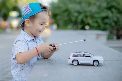 Car to play