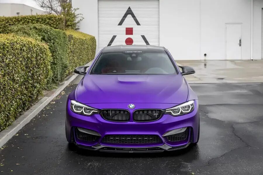 BMW m4 Purple. BMW m5 Purple. БМВ м4 фиолетовая. BMW m4 g82 фиолетовая.