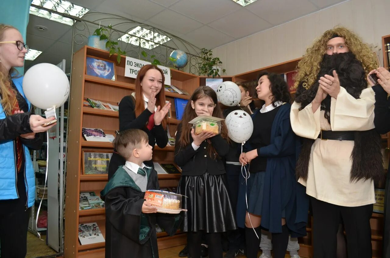 Вконтакте библиотека швейкина кыштым. Кыштым центральная библиотека. Картинка библиомарафон. К. Наталья швейкина кыштым.