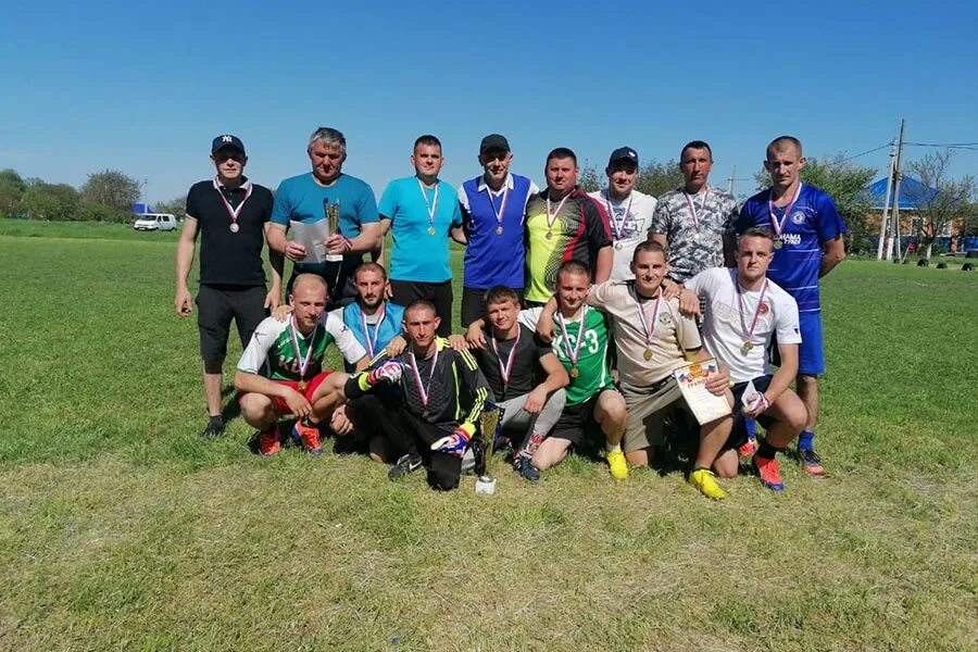 Погода курганинск михайловская. Ст Михайловская Курганинский район. Курганинский район станицы. Станица Родниковская Курганинский район Краснодарский край. Футбол Курганинск.